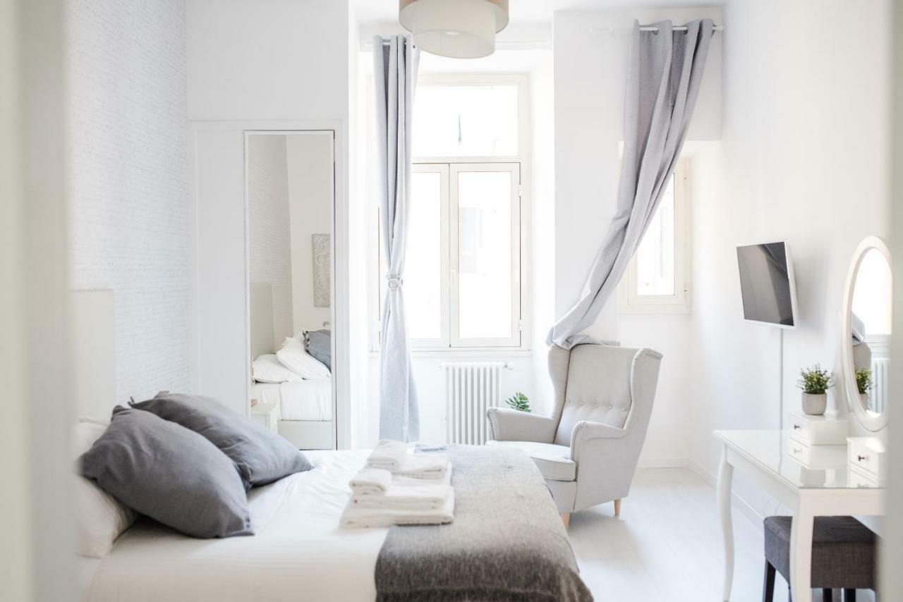 White Fanti Apartment Рим Екстериор снимка