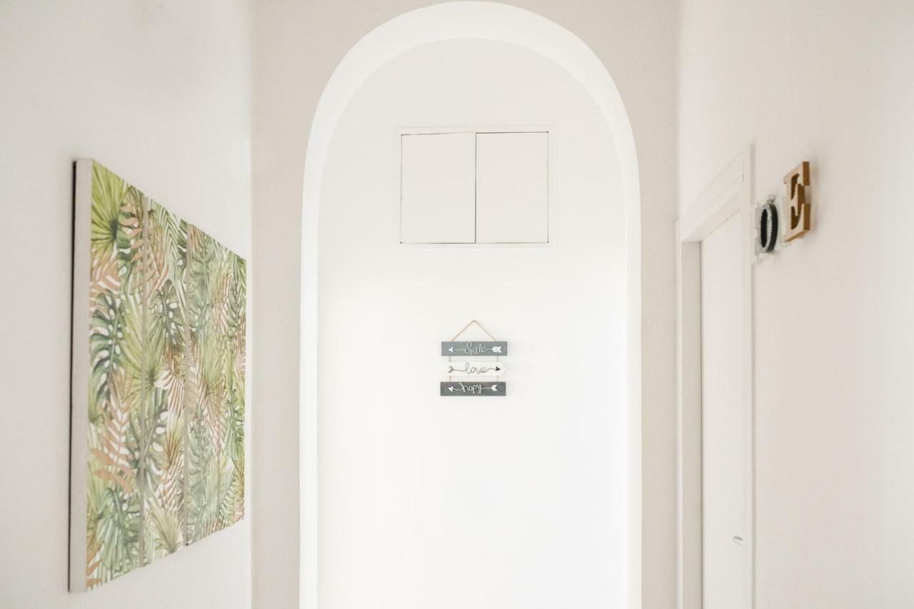 White Fanti Apartment Рим Екстериор снимка
