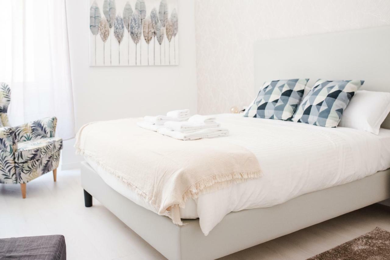 White Fanti Apartment Рим Екстериор снимка